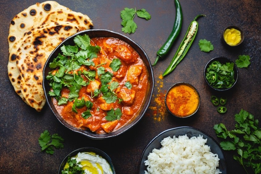 Butter Chicken món gà cà ri nổi tiếng Ấn Độ với thịt gà mềm sốt bơ cà chua sánh mịn