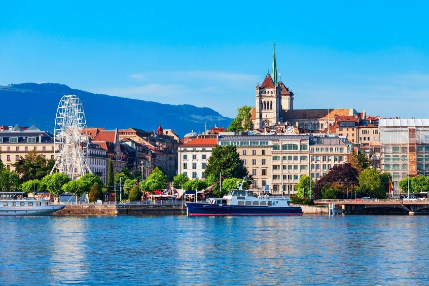 Geneva với kiến trúc cổ kính hài hòa cùng thiên nhiên