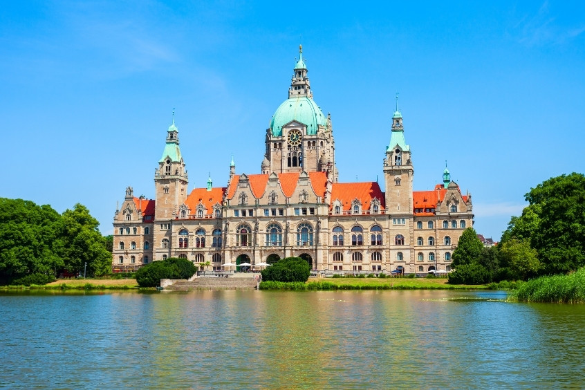Neues Rathaus là điểm đến nổi bật ở Hannover thu hút du khách bởi kiến trúc hoành tráng