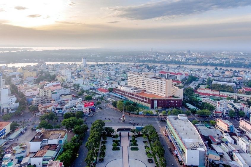 Toàn cảnh Cần Thơi dưới ánh chiều tà ấm áp