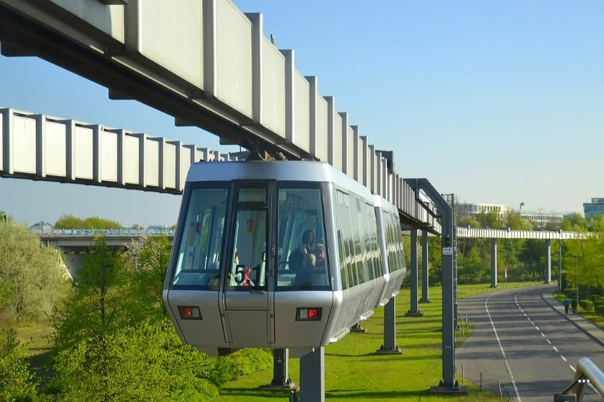 Phương tiện di chuyển hiện đại du khách nên thử một lần