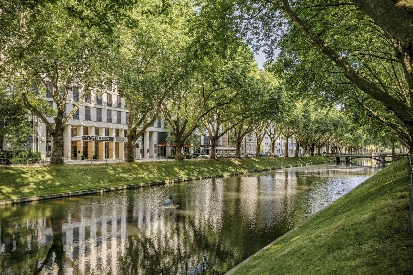 Khung cảnh xanh mát trong lành tại Dueseldorf