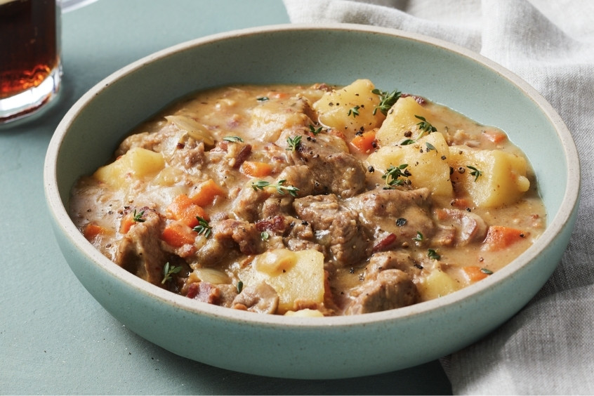 Ẩm thực mang đậm chất bản địa với nguyên liệu tươi ngon và cách chế biến truyền thống