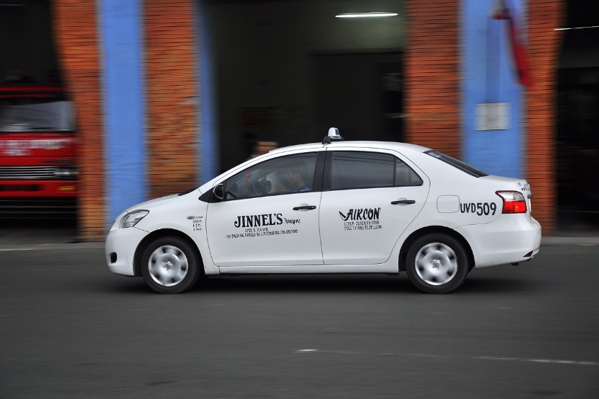Taxi là lựa chọn phổ biến phù hợp với du khách lần đầu đến Manila