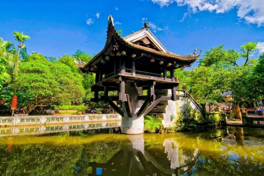 Vé máy bay từ Phú Quốc đi Hà Nội - Chiêm ngưỡng Chùa Một Cột với các hoa văn tinh xảo