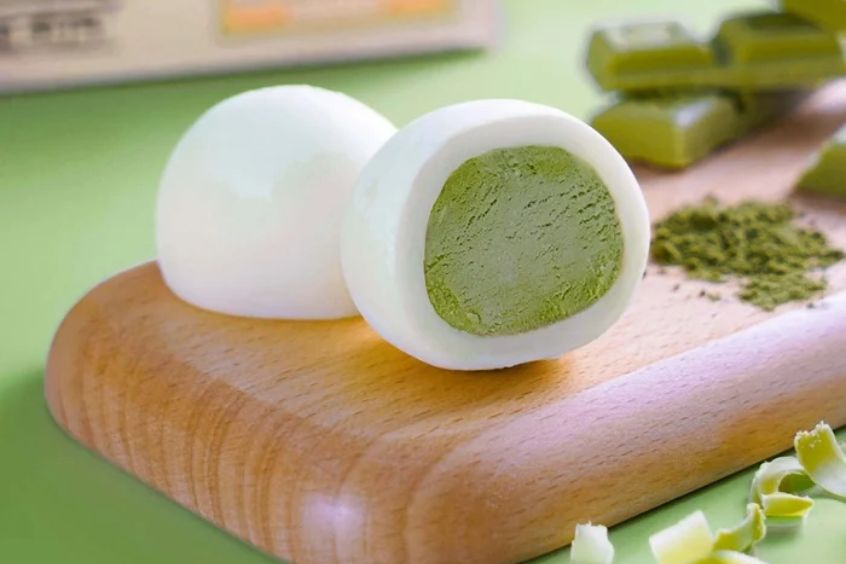 Kem Tràng Tiền được giới trẻ và nhiều du khách yêu thích