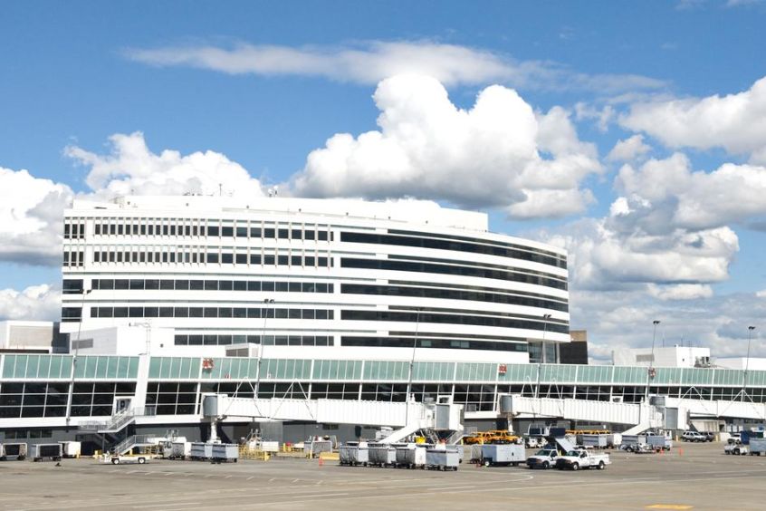 Sân bay quốc tế Seattle-Tacoma là một trong những trung tâm hàng không lớn nhất khu vực Tây Bắc nước Mỹ