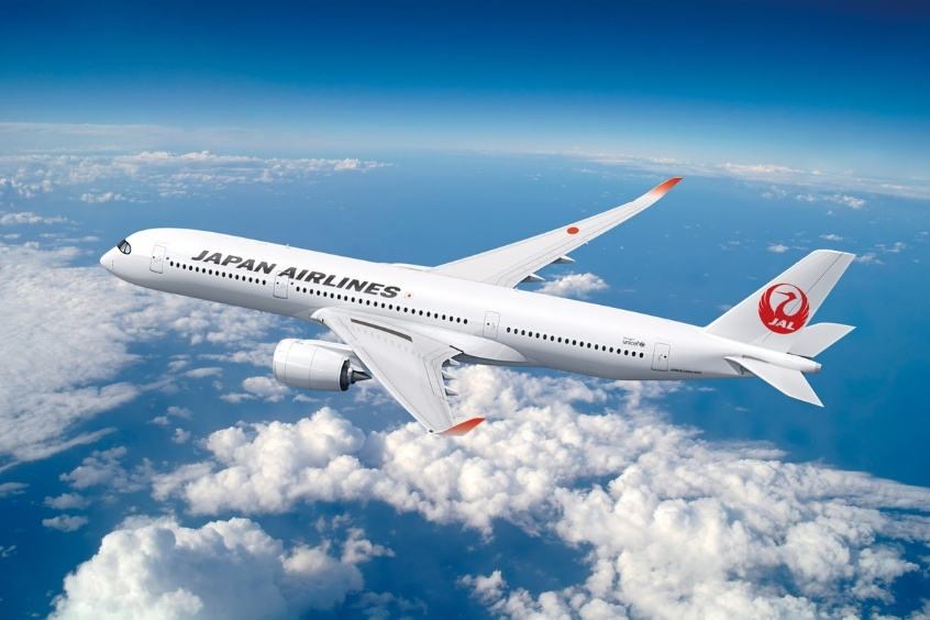 Máy bay Japan Airlines dịch vụ chuyên nghiệp trên đường bay từ Hà Nội đến Aomori