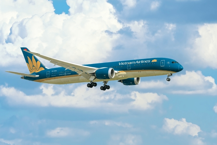 Vietnam Airlines là hãng hàng không khai thác chuyến bay từ Pleiku đi Đà Nẵng