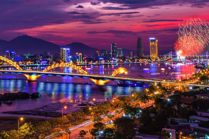 Đặt vé máy bay đi Đà Nẵng cùng 190 Booking – Khám phá thành phố biển sôi động miền Trung 