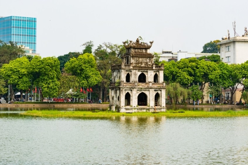 Khám phá Hồ Gươm thơ mộng – Trái tim của Hà Nội cổ kính