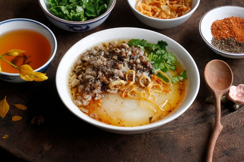 Bánh đúc nóng – Mộc mạc, mềm mịn và đậm đà như chính hồn cốt ẩm thực Bắc Bộ