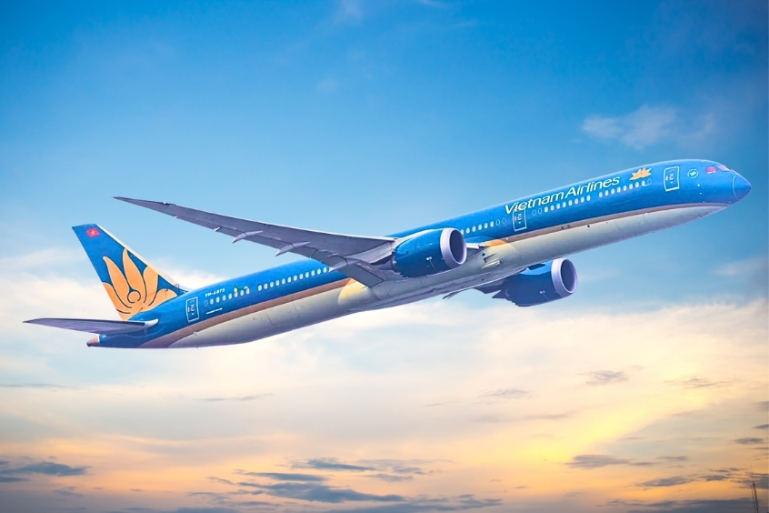 Hãng hàng không Vietnam Airlines khai thác chuyến bay từ Vân Đồn đi Cà Mau