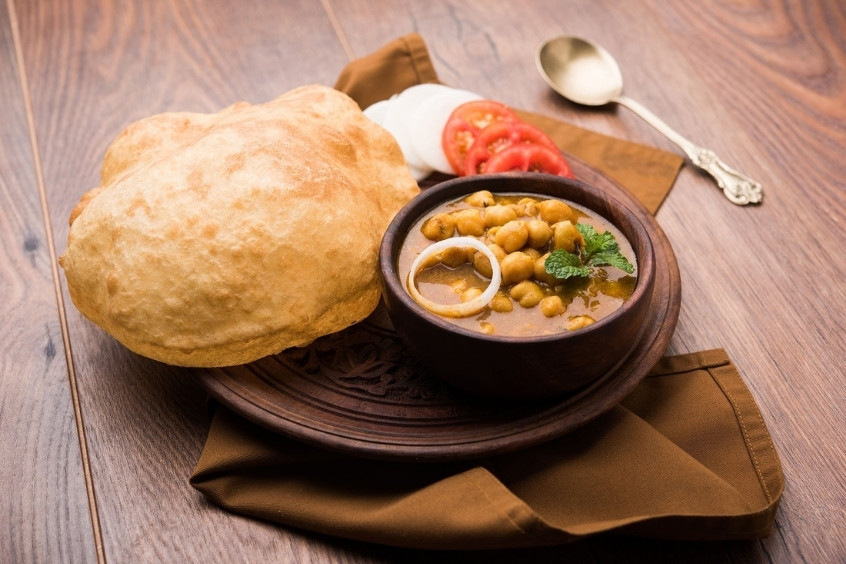 Món Chole Bhature đặc trưng của ẩm thực Bắc Ấn tại New Delhi