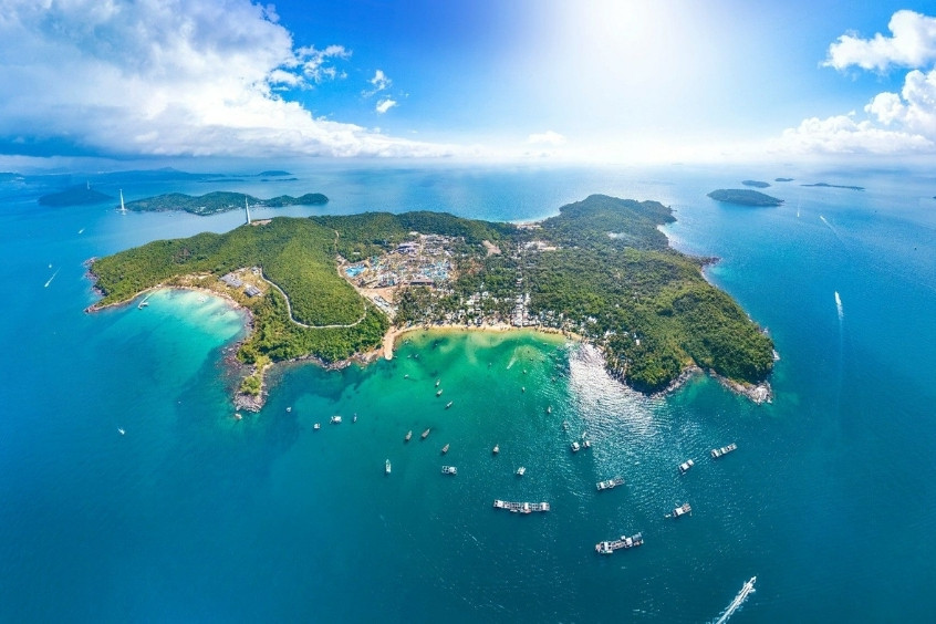  Đảo Phú Quốc bản hòa ca giữa đại dương xanh và rừng nguyên sinh, nơi đánh thức mọi giác quan của du khách