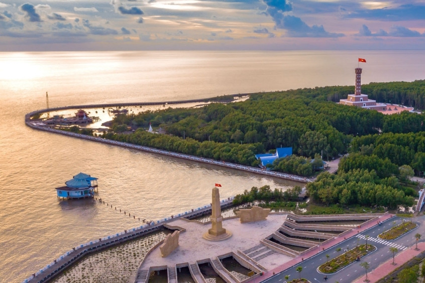 Vườn Quốc gia Mũi Cà Mau điểm cực Nam của Tổ quốc với hệ sinh thái rừng ngập mặn độc đáo