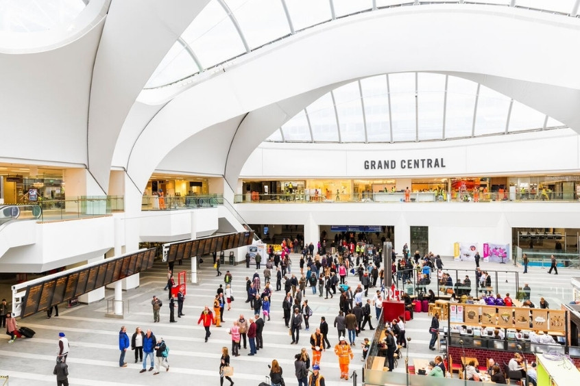 Toàn cảnh Grand Central Birmingham, trung tâm thương mại và ga tàu nhộn nhịp bậc nhất thành phố