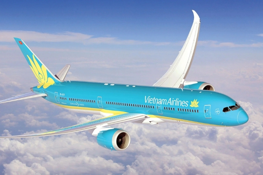 Máy bay Vietnam Airlines tại sân bay, hãng hàng không khai thác chuyến bay TP. Hồ Chí Minh đến Bremen
