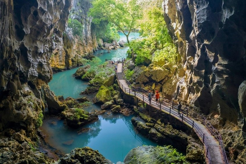 Đặt vé máy bay từ Cần Thơ đi Đồng Hới - Viên Ngọc Yên Bình Bên Bờ Biển Nhật Lệ