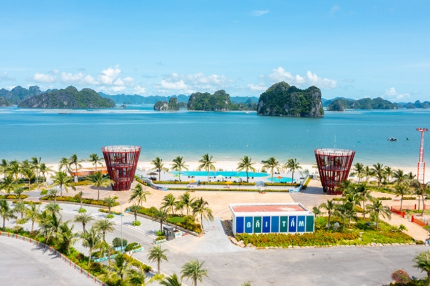 Đặt vé máy bay từ Đà Lạt đi Vân Đồn - Tìm hiểu thiên đường biển đảo miền Bắc