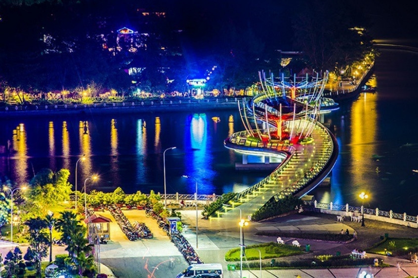 Đặt vé máy bay từ Pleiku đi Cần Thơ -  Về miền Tây đắm mình trong thiên nhiên