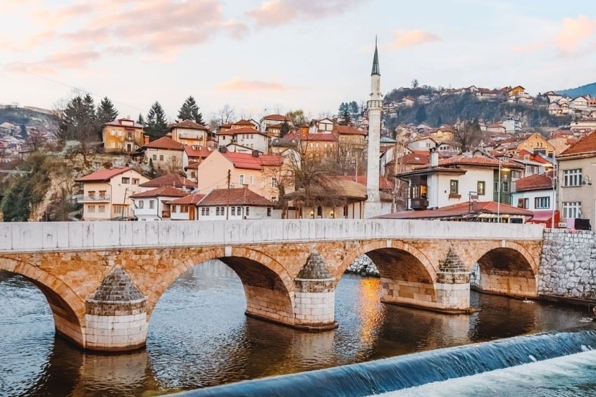 Vé máy bay đi Bosnia and Herzegovina