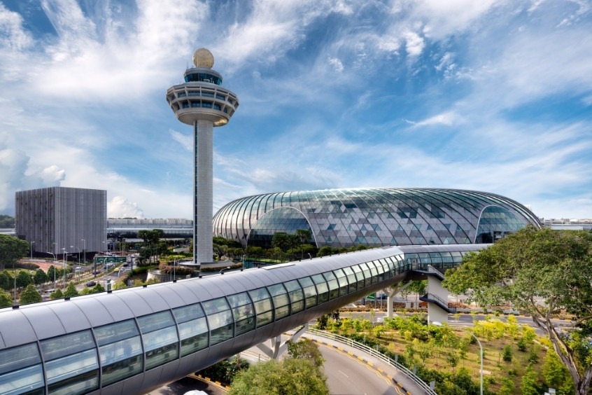 Sân bay Quốc tế Changi - Đây là một trong những sân bay hiện đại và thuận tiện nhất thế giới