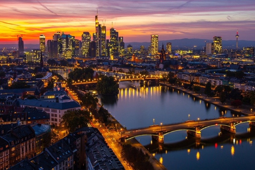 Vé máy bay từ TP. Hồ Chí Minh đi Frankfurt