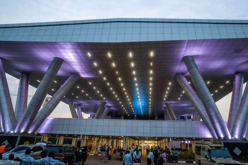 Vé máy bay đi Uganda