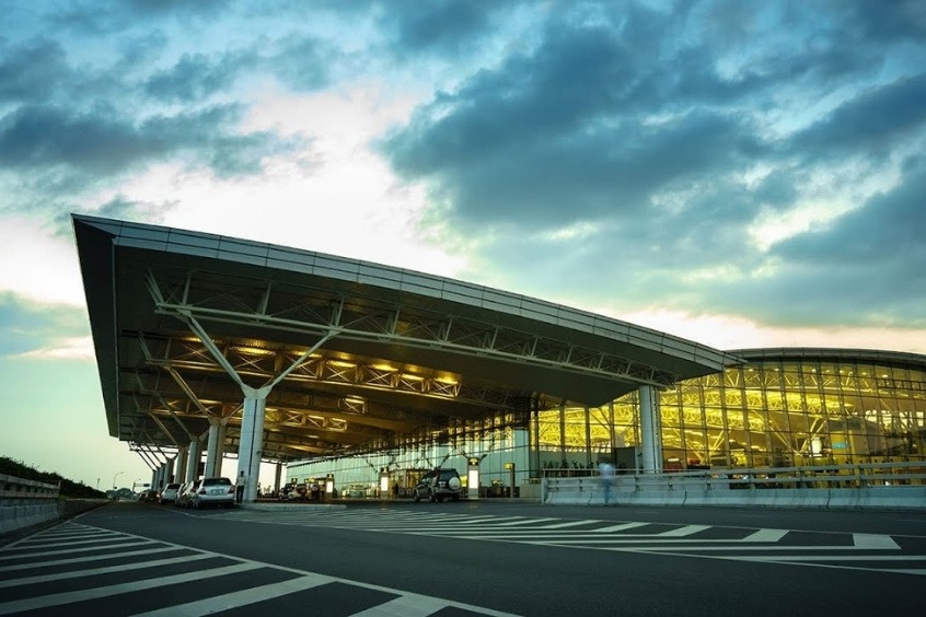 Sân bay quốc tế Nội Bài - Cảng hàng không lớn nhất miền Bắc Việt Nam