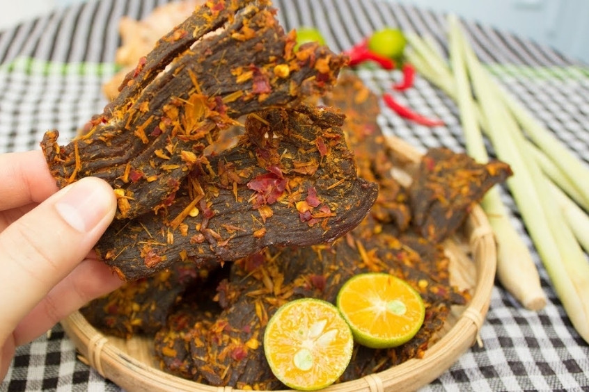 Bò một nắng đặc sản nổi tiếng Phú Yên với hương vị đậm đà hấp dẫn du khách