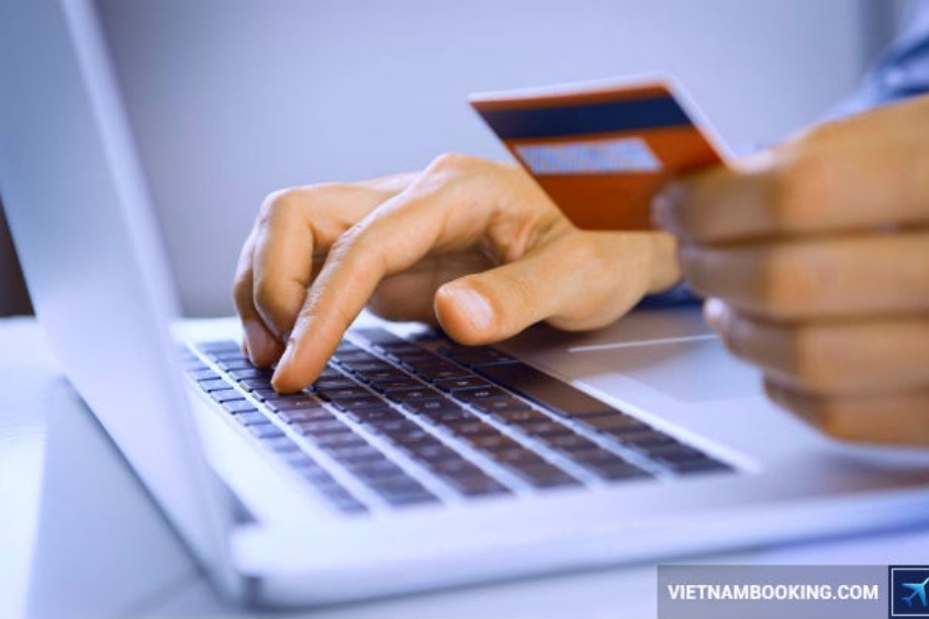 Thanh toán an toàn và linh hoạt: -  Bạn có thể thanh toán qua thẻ tín dụng, chuyển khoản ngân hàng, hoặc ví điện tử với mức độ bảo mật cao 