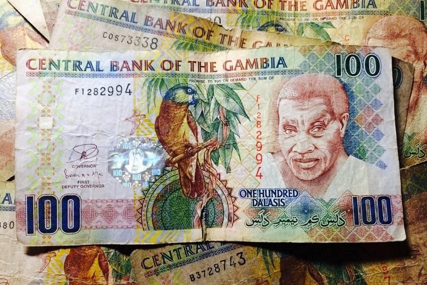 Vé máy bay đi Gambia