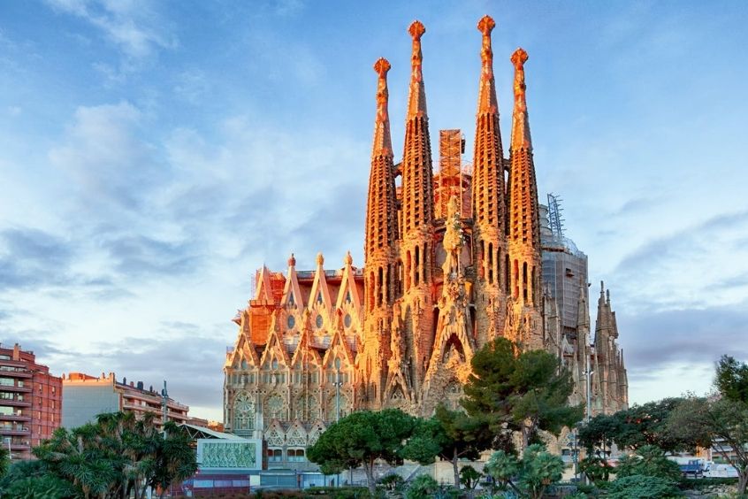 Sagrada Família – Điểm đến không thể bỏ qua tại Barcelona