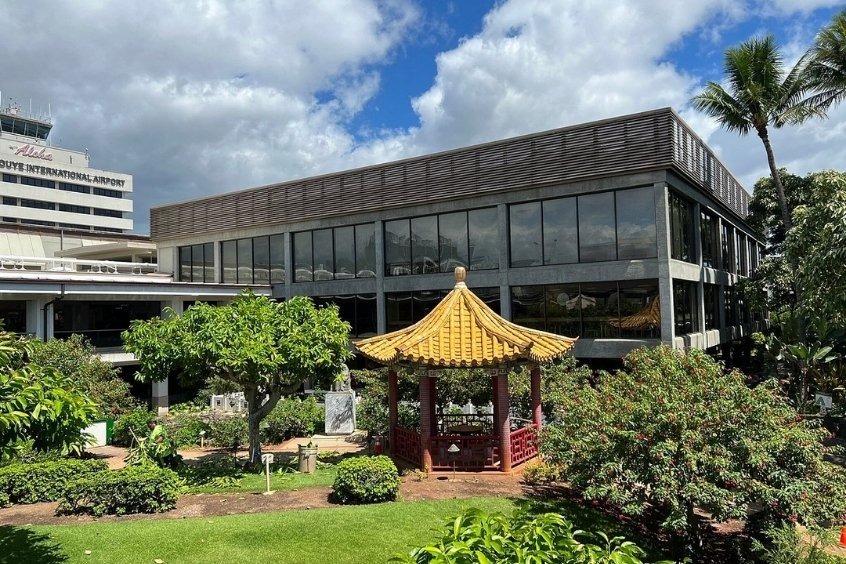 Khuôn viên bên trong sân bay quốc tế Honolulu