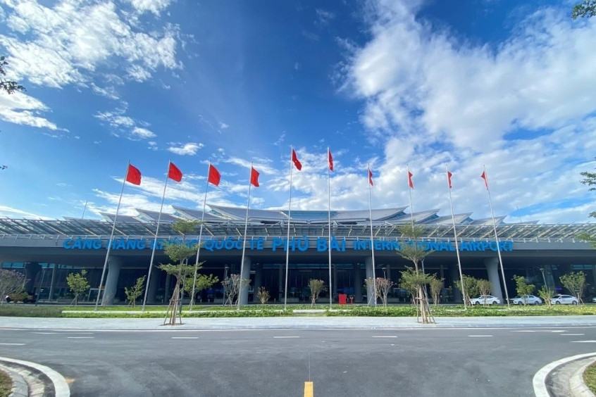 Toàn cảnh sân bay quốc tế Phú Bài hiện đại và đẳng cấp ở Huế