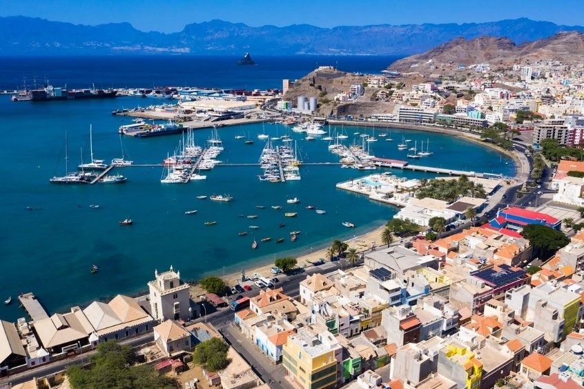 Vé máy bay đi Cabo Verde