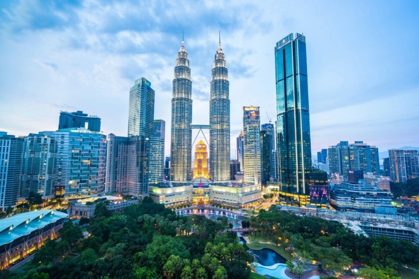 Vé máy bay đi Kuala Lumpur - Vẻ đẹp của thành phố Kuala Lumpur về đêm