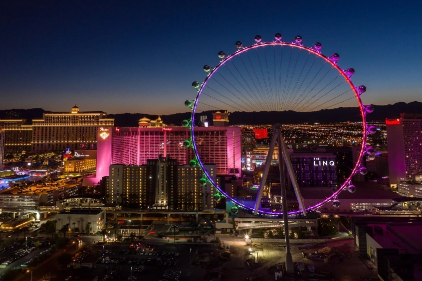 Vòng quay High Roller Observation Wheel Las Vegas, điểm ngắm cảnh nổi tiếng tại Mỹ