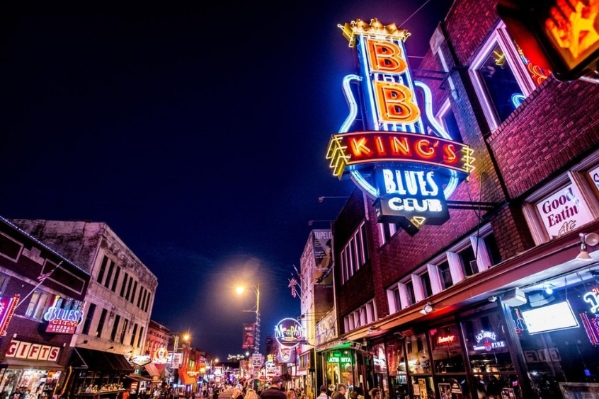 Phố Beale là một địa điểm mang tính biểu tượng, nổi tiếng với lịch sử gắn liền với nhạc blues
