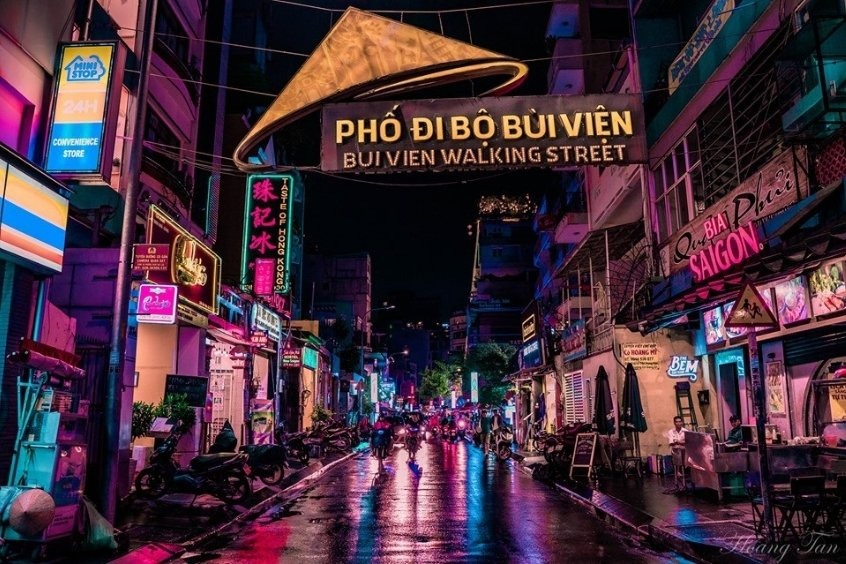 Phố Tây Bùi Viện - Khu phố không bao giờ ngủ của Sài Gòn