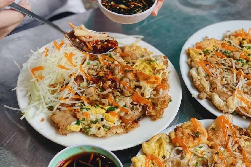 Bột chiên - Một món ăn vặt quen thuộc của giới trẻ Sài Gòn