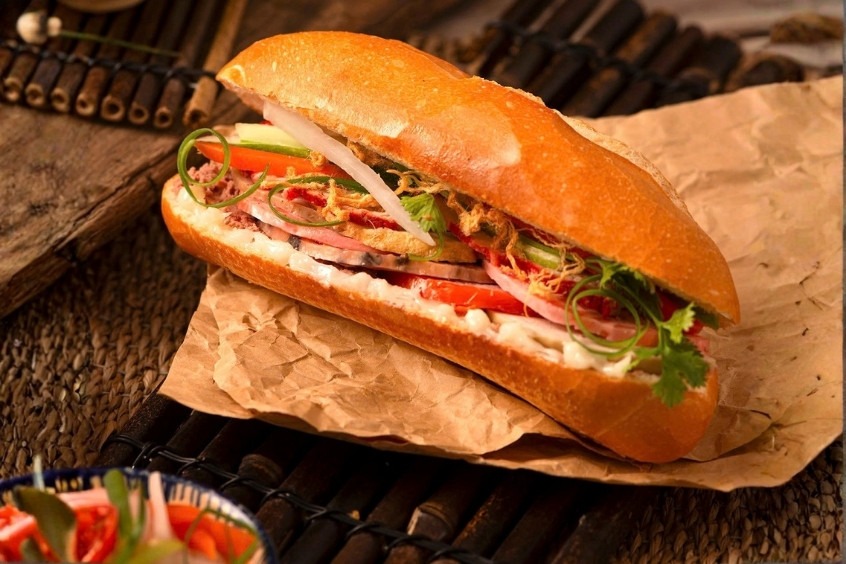 Bánh mì Sài Gòn - Món ăn đặc sản nổi tiếng của ẩm thực Việt Nam