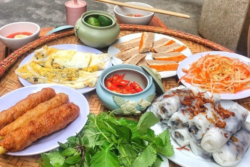 Bánh cuốn Thanh Trì - Món ăn sáng đặc trưng của người dân Hà Nội