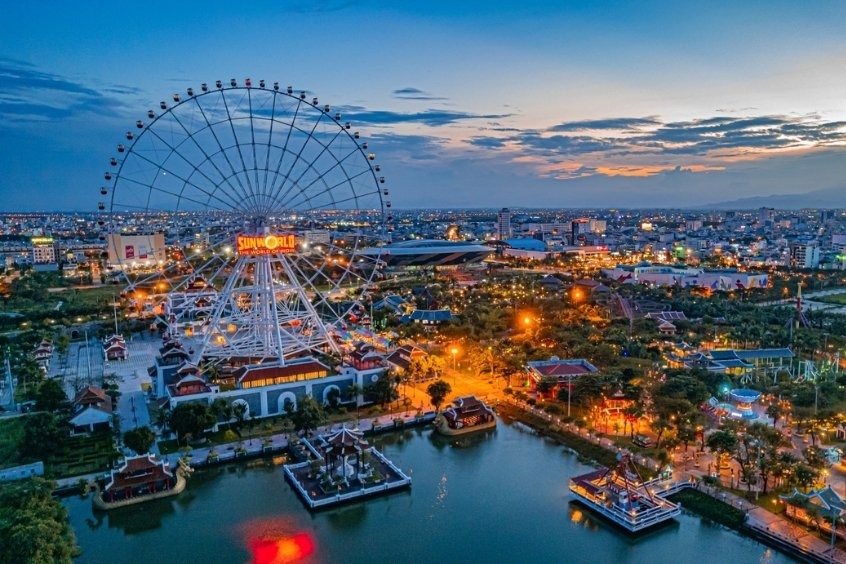 Asia Park - Khung cảnh về đêm tại công viên 