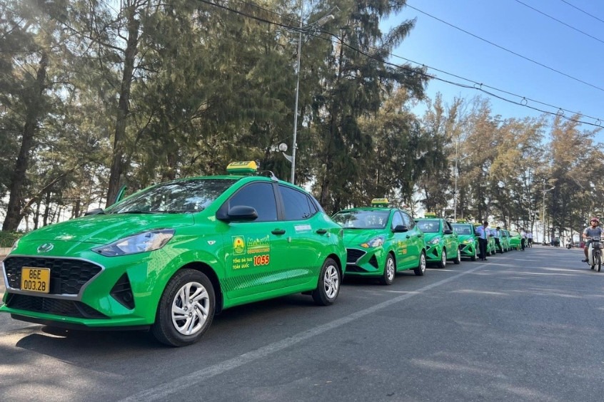 Taxi - Phương tiện nhanh và tiện lợi nhất khi di chuyển từ sân bay vào trung tâm