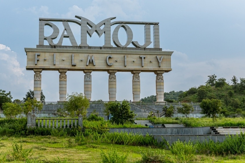 Ramoji Film City - Một khu phức hợp studio làm phim quy mô lớn và điểm du lịch nổi tiếng