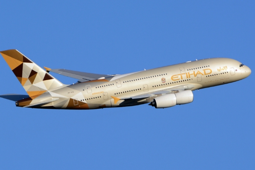 Vé máy bay từ UAE về Việt Nam