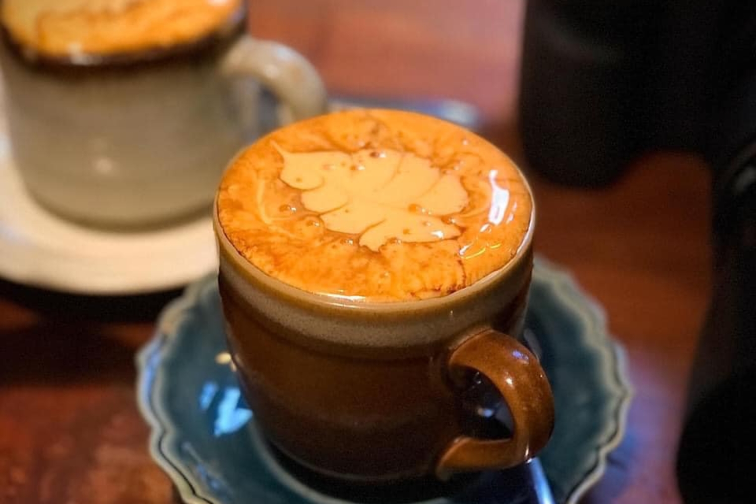 Cà phê trứng - Hương vị độc đáo của Hà Nội.