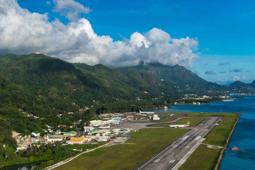 Seychelles International Airport là sân bay chính và lớn nhất tại Seychelles